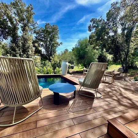 Les Bergeries De מלון פיגארי