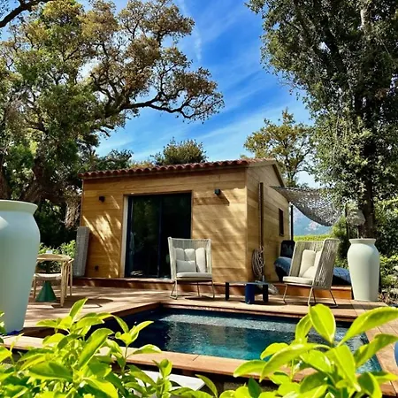 Hotel Les Bergeries De *