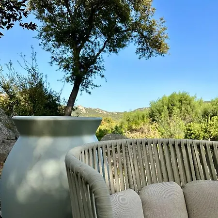 Les Bergeries De Figari